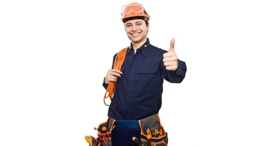 technician thumbs up